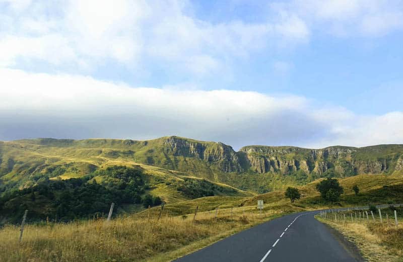 van dans le Cantal